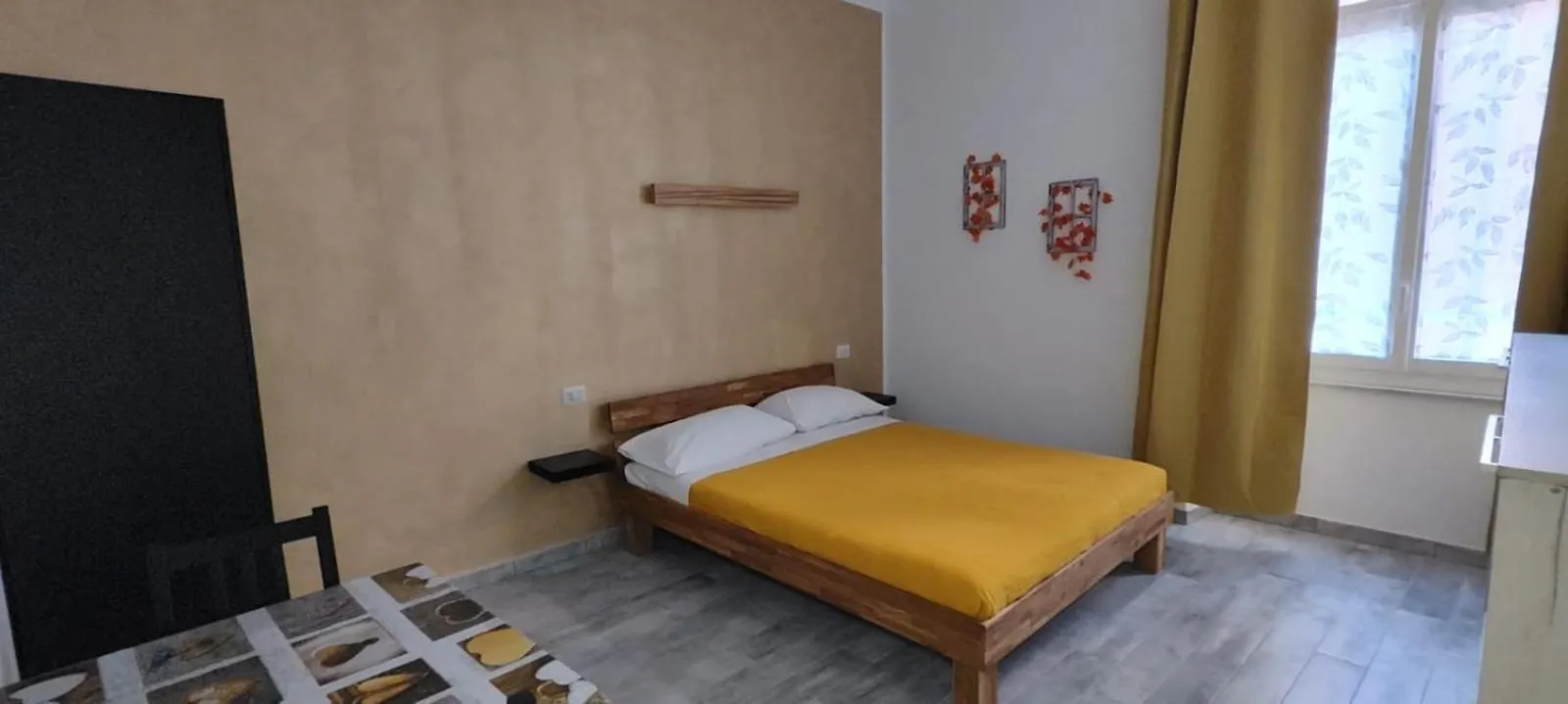 Le Quattro Stagioni Bed & Breakfast Genoa